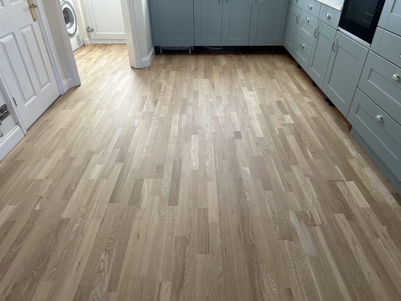 IMG_4479 Loba Invisible Protect on Oak 3 Strip Flooring